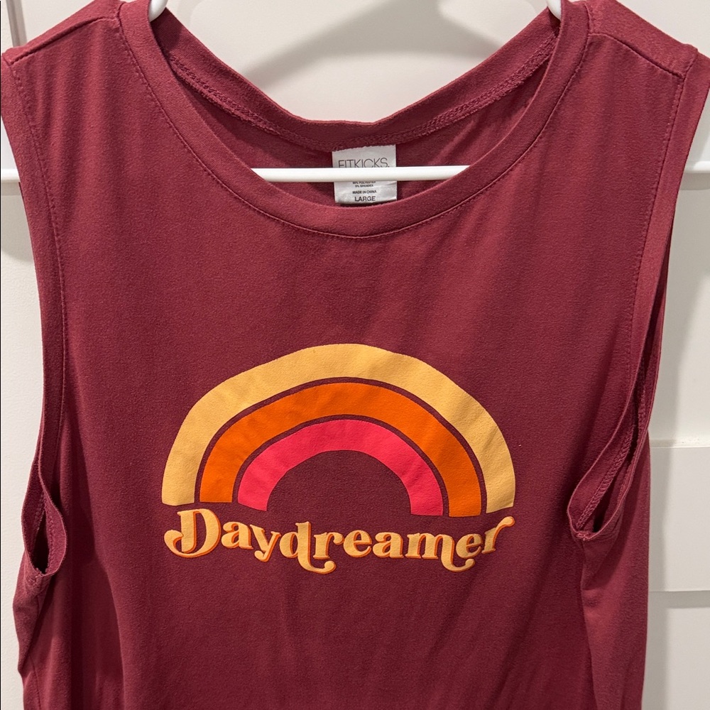 FitKicks Optimal Muscle Tee with Retro Daydreamer Graphic Super Soft Size Large